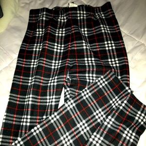 Plaid patterned leggings